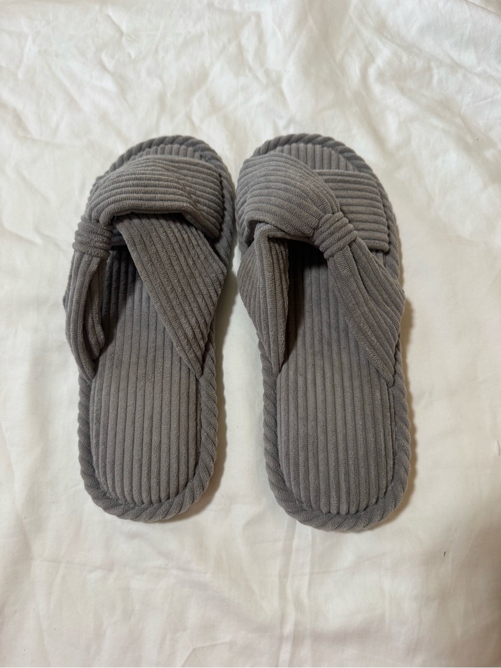Evshine women’s slippers 10.5